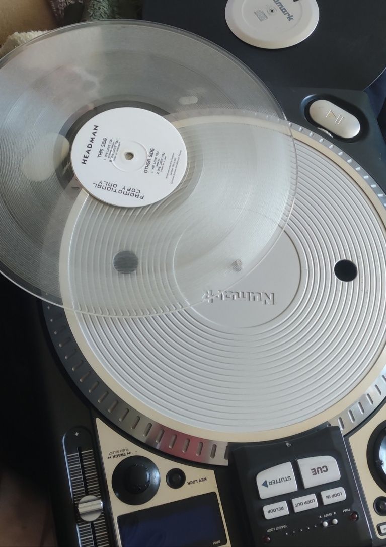 Numark CDX Плеър