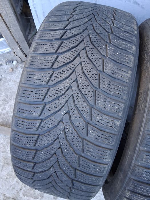 215 45 17 NEXEN 2бр зимни дот 2022г