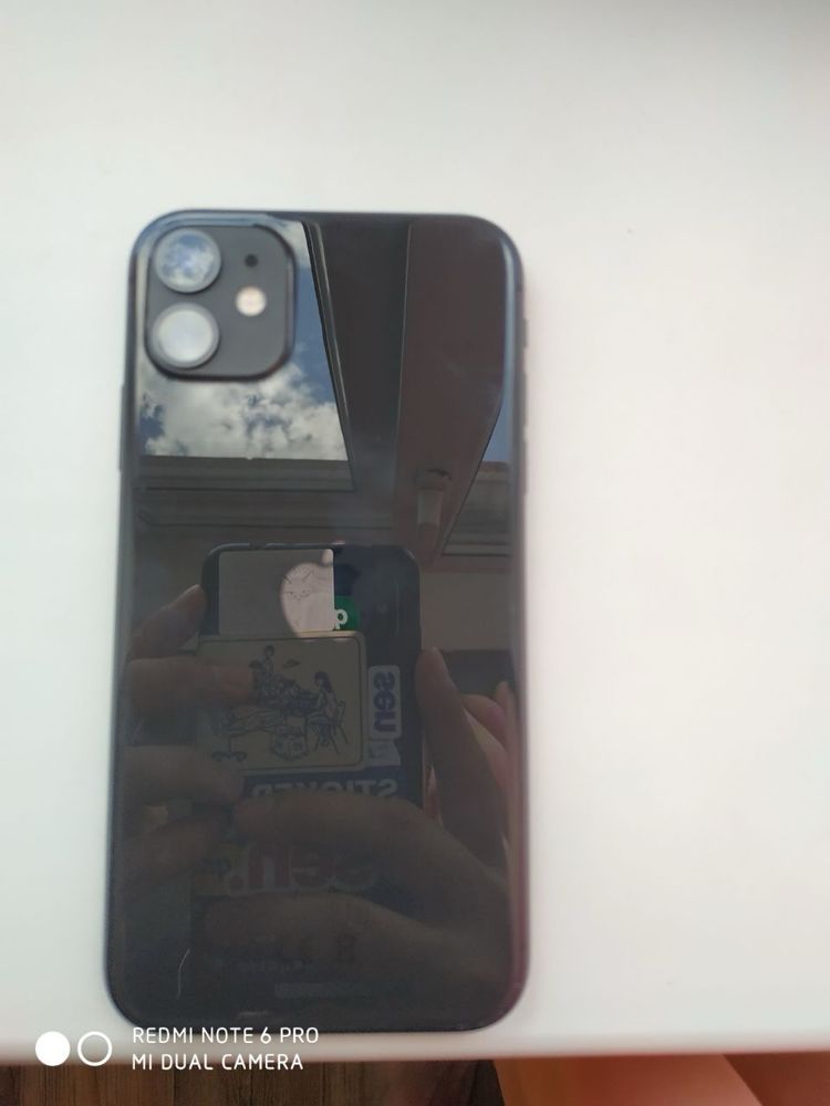 Продается Iphone 11  128гб Торг НЕТ