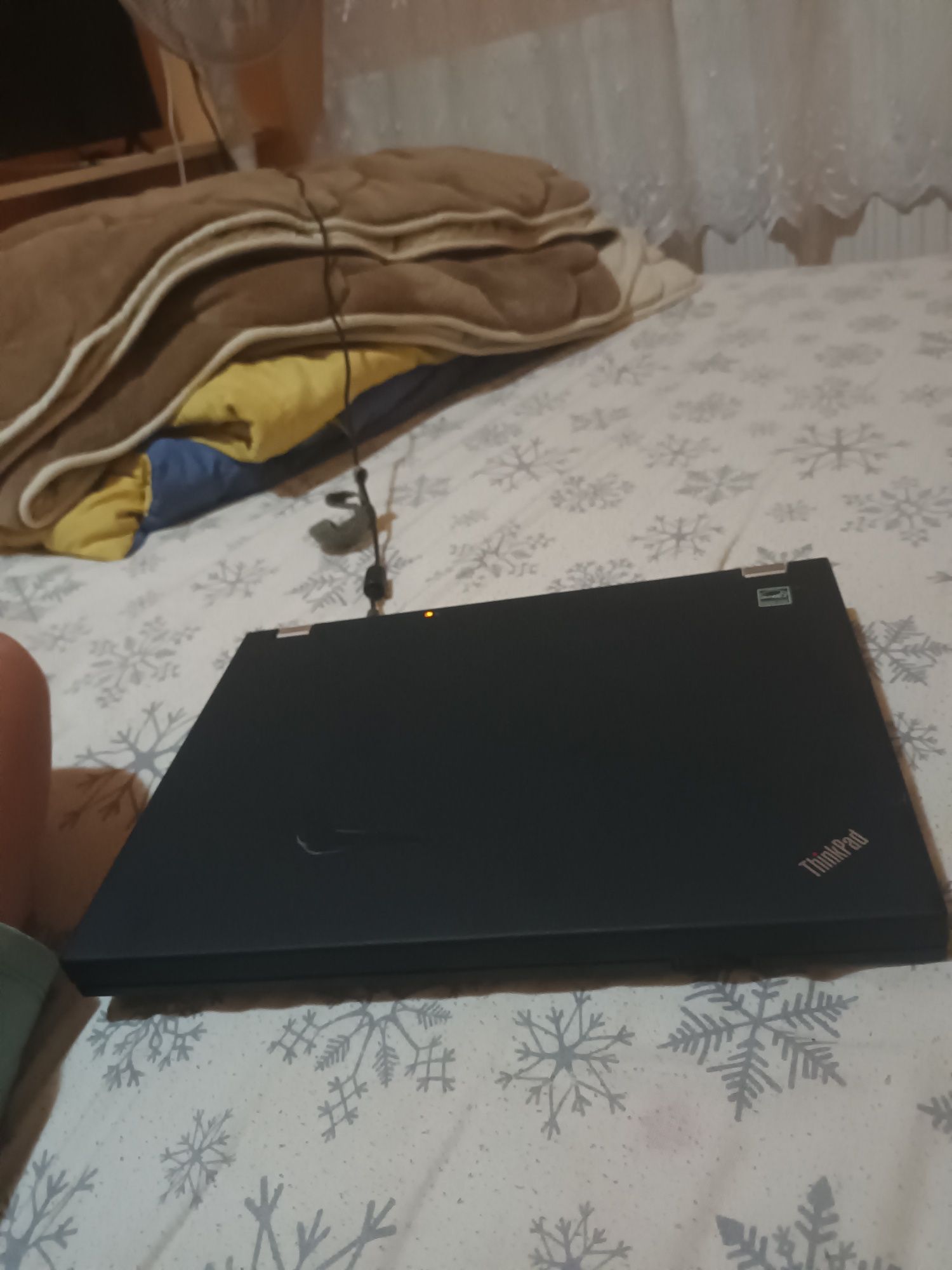 Vând schimb laptop Lenovo t410