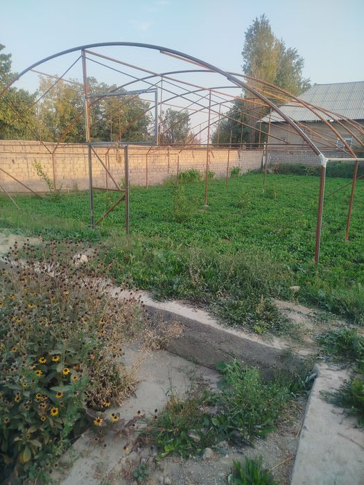 Hovli uy sptiladi