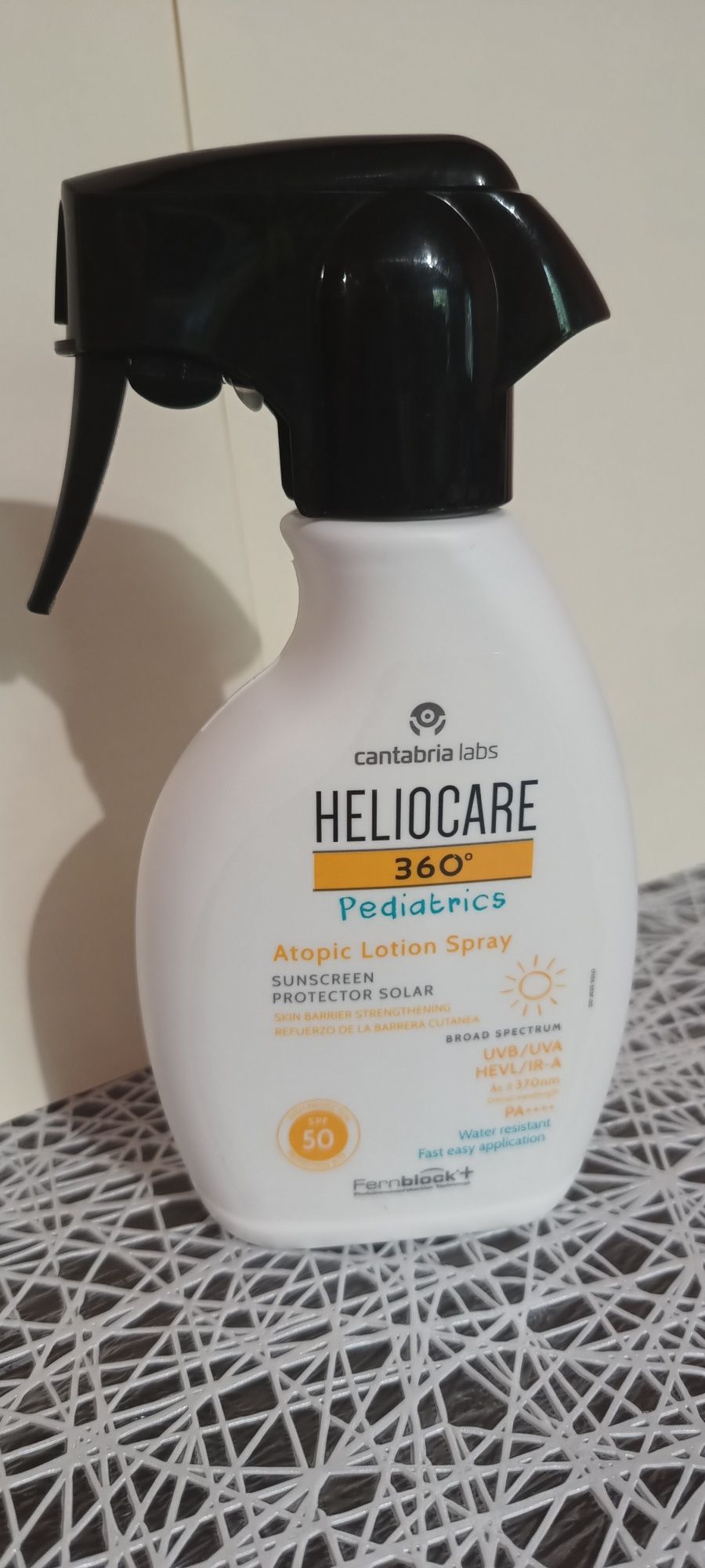 HELIOCARE 360 Слънцезащитен лосион за атопична кожа SPF50 250ml
Код: