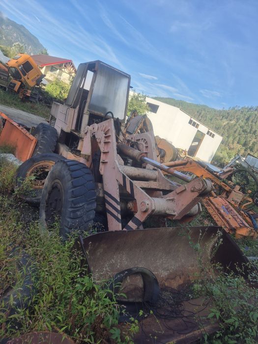 Incarcator frontal L2