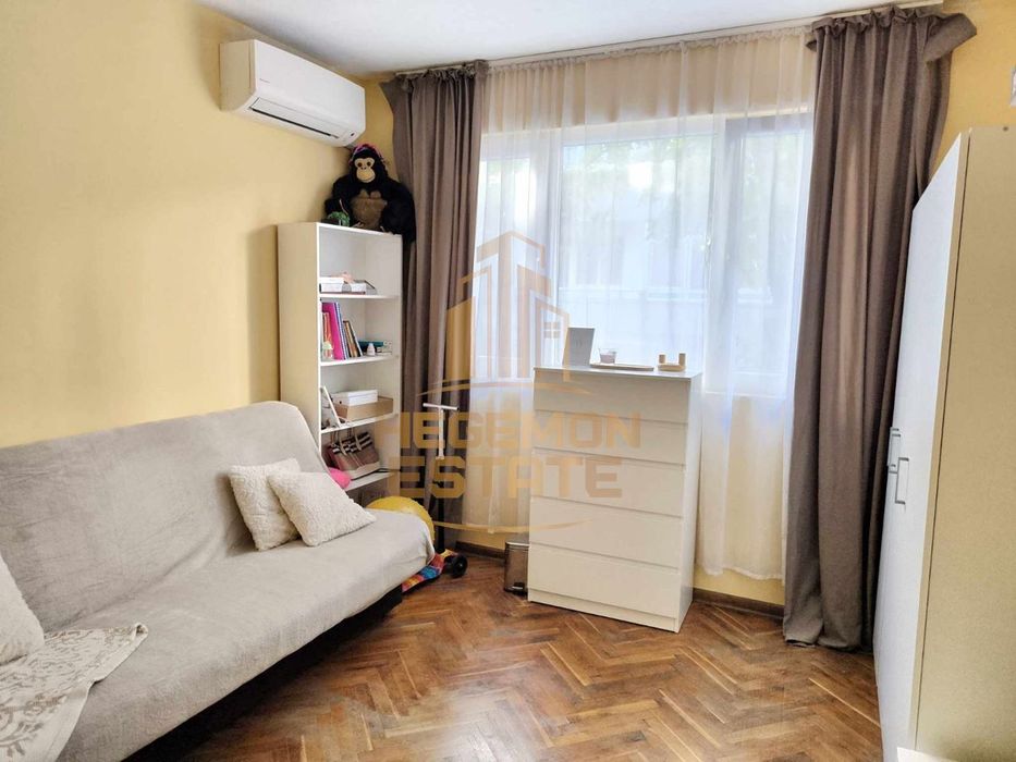 Продава се Тристаен апартамент в Варна, Централна поща - 92 кв.м за 2392 €/кв.м - Снимка #6