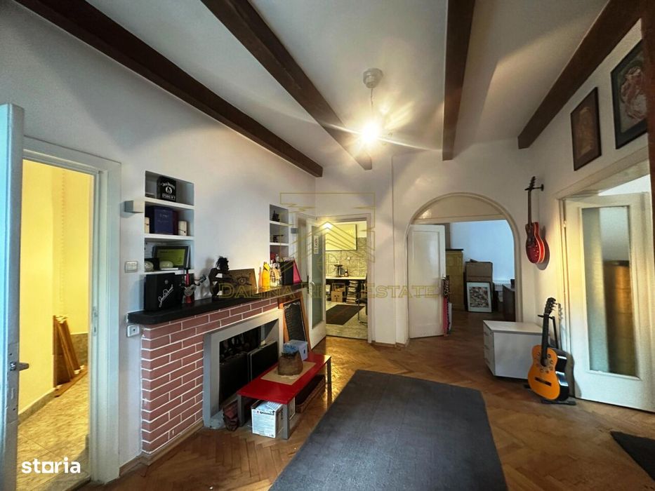 Vanzare - 3 camere – Str. Pasului - colt cu Armeneasca