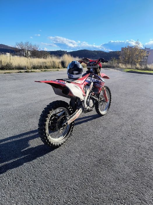 Продам Honda CRF 250r 2010g