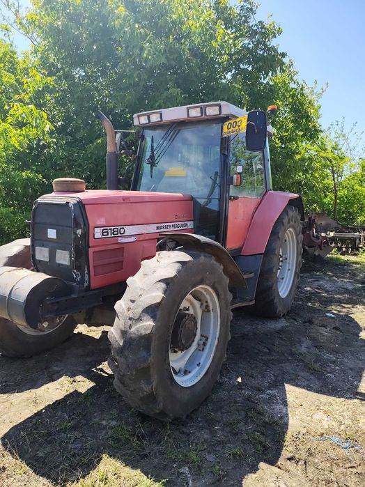 Massey Ferguson 6180 cu utilaje