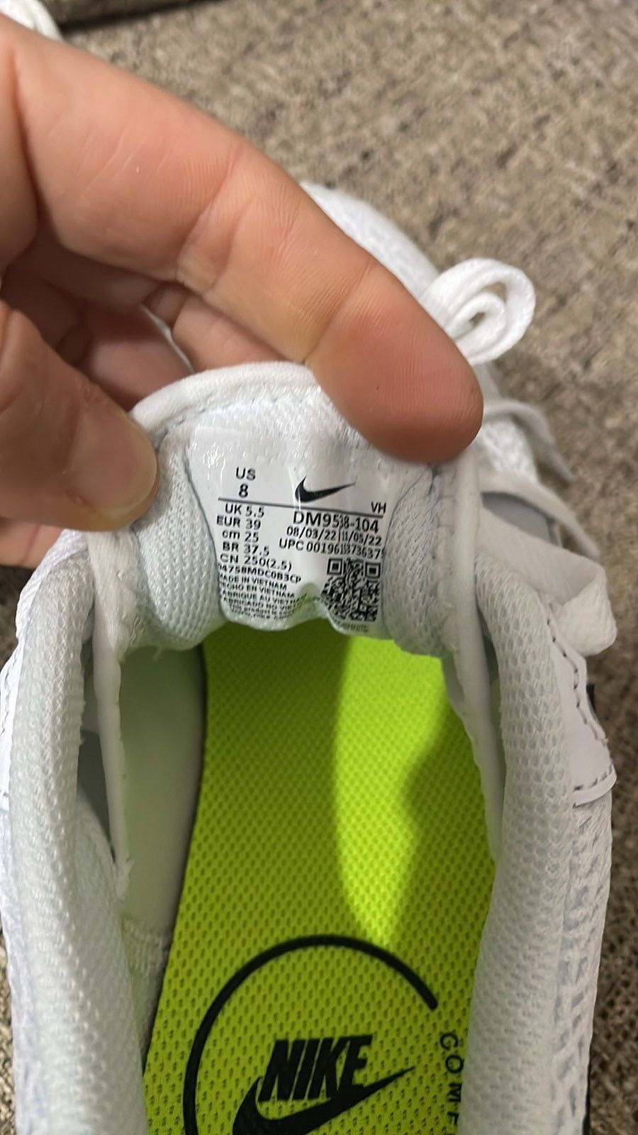 Оригинални маратонки NIKE