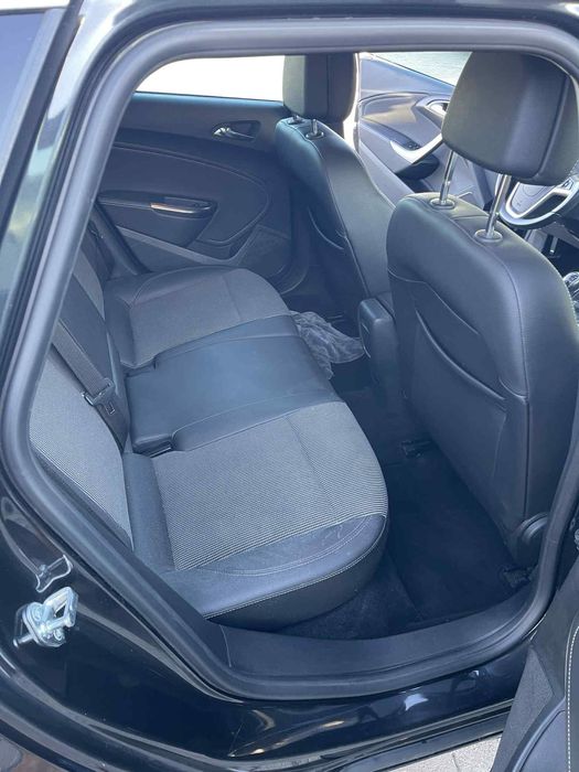 Vând Opel Astra J 1.7 cdti