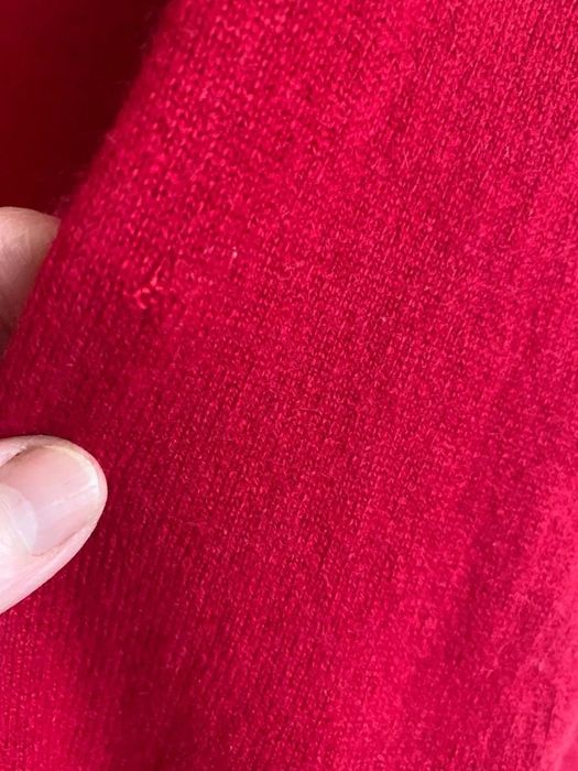 John Lewis Pulover in V de casmir rosu