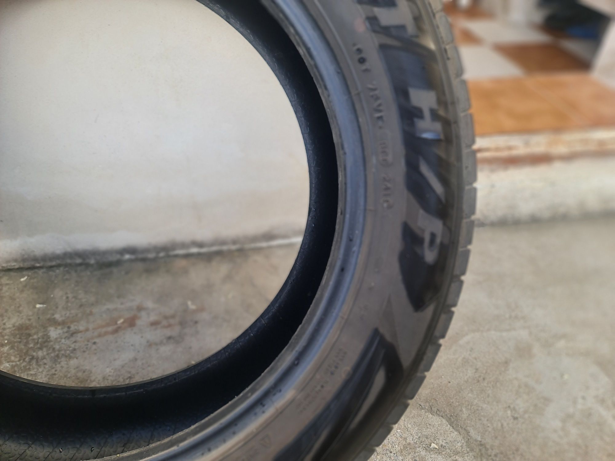 Продавам Перфектни летни гуми CST AD-R8 ADRENO H/P SPORT 225/60 R18