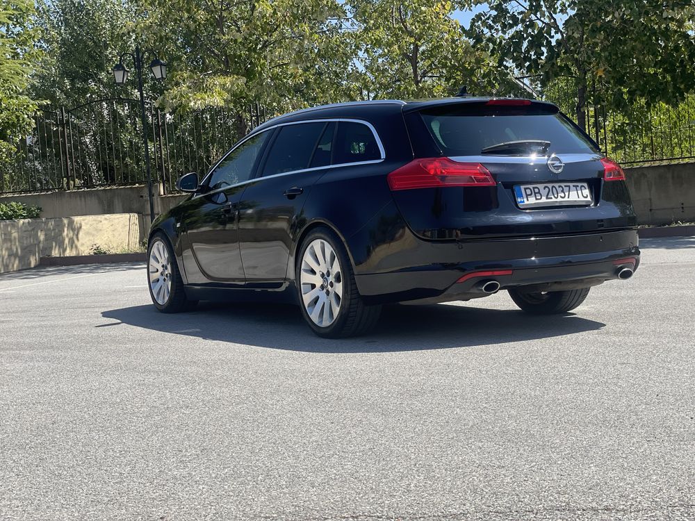 Opel Insignia 2.8T