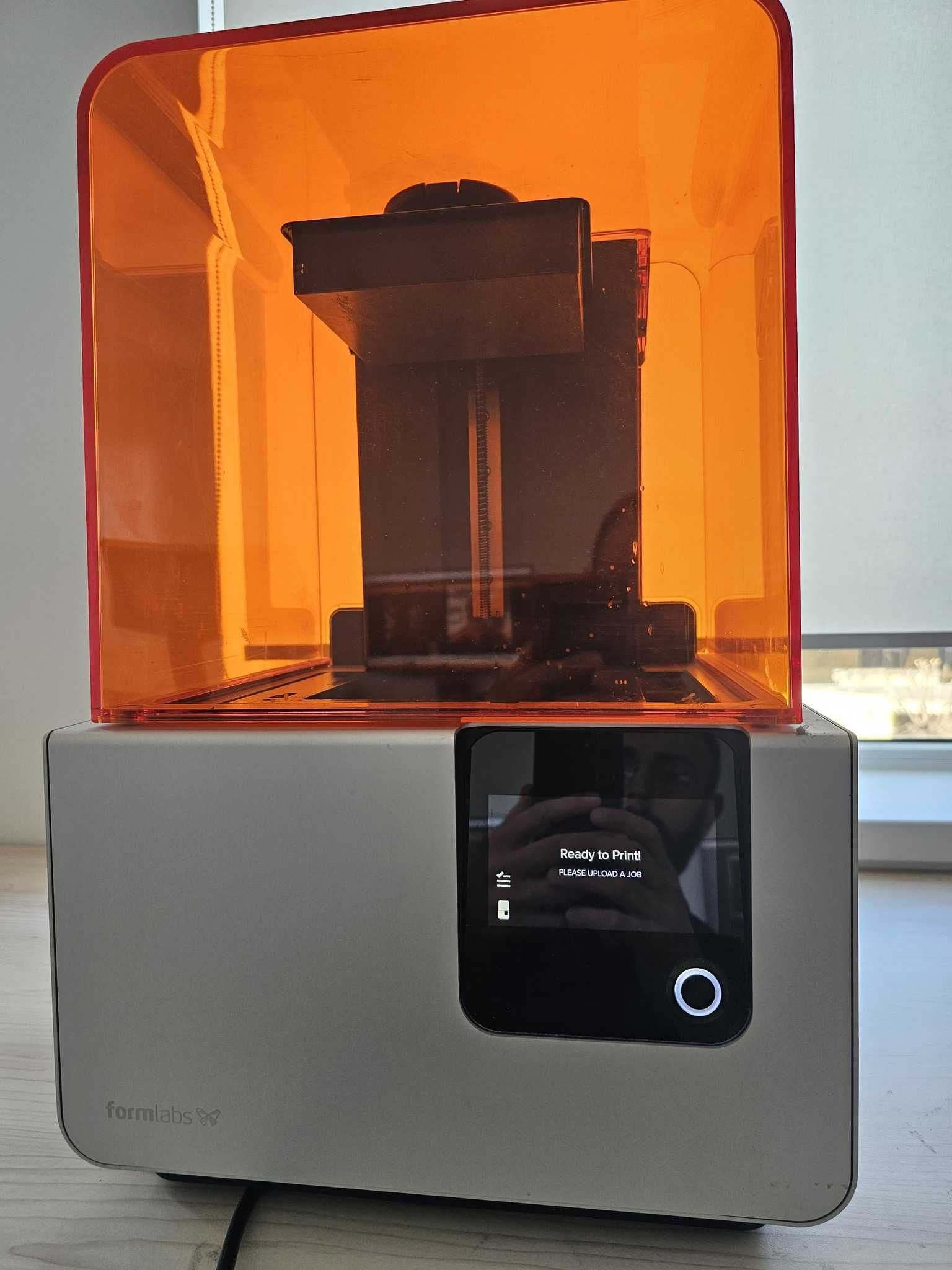 Vand imprimanta FormLabs 2 in stare foarte buna