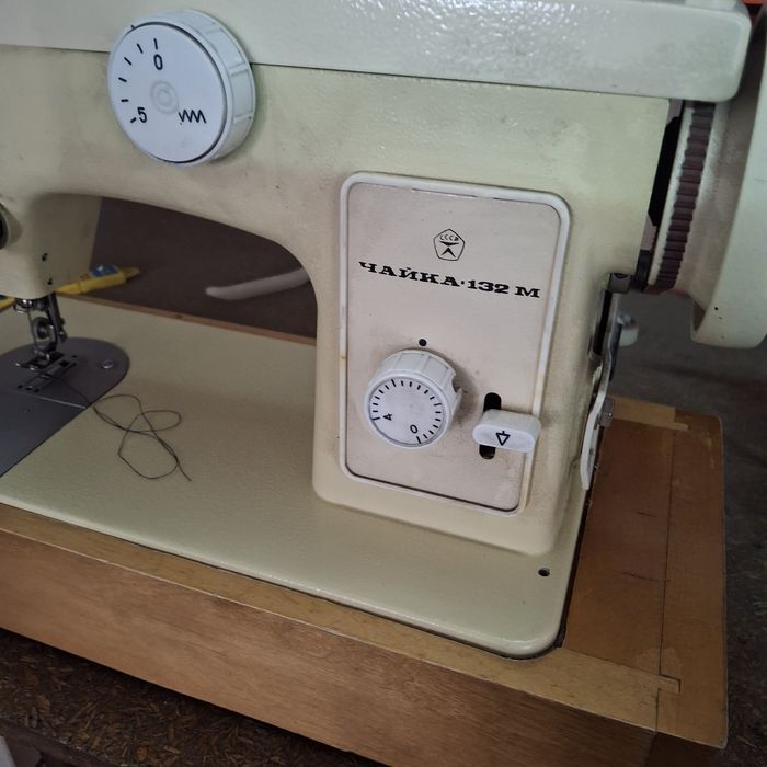Швейная машинка Чайка 132 М