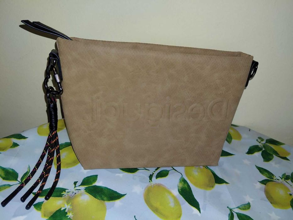 малка чанта Desigual