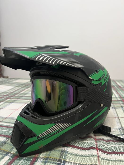 Vand casca moto