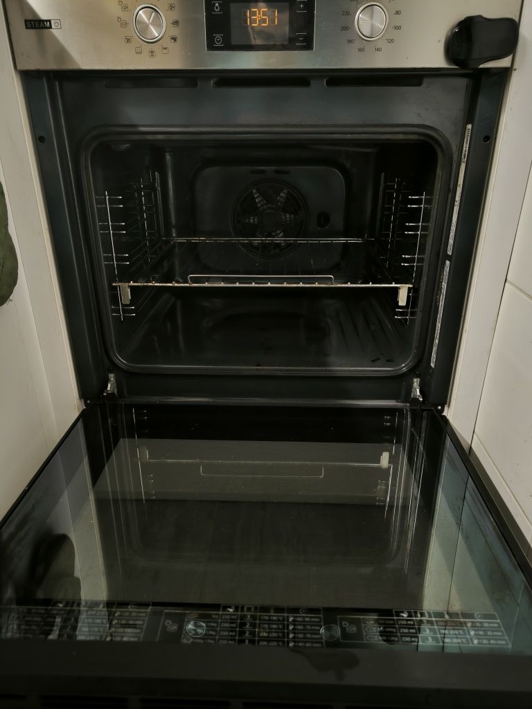 фурна за вграждане Whirlpool