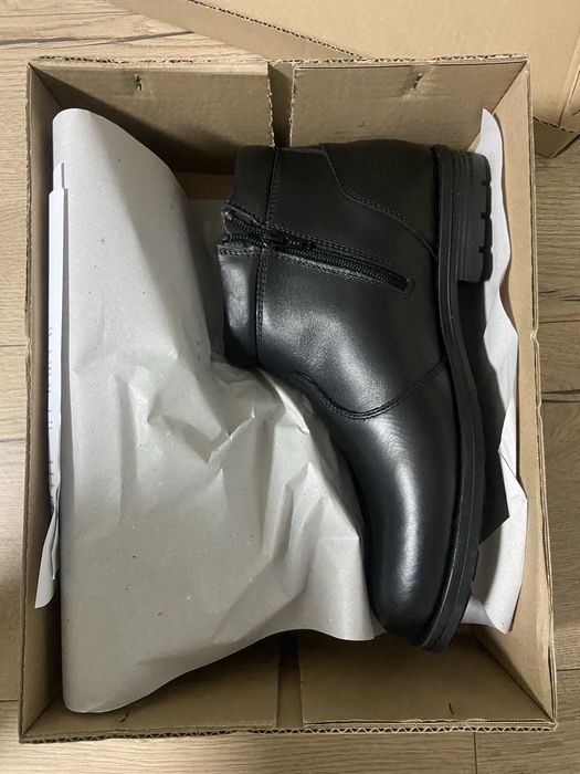 Продавам военни боти