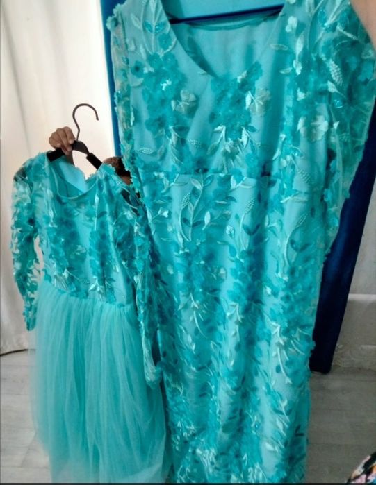 Продам платье мама и доча