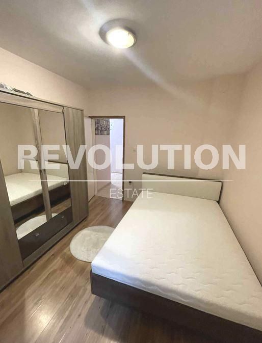 Тристаен апартамент в района на Лятно кино Тракия!