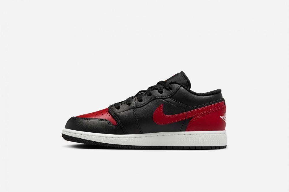 Adidasi Nike Air Jordan 1 Low GS Black/Varsity Red