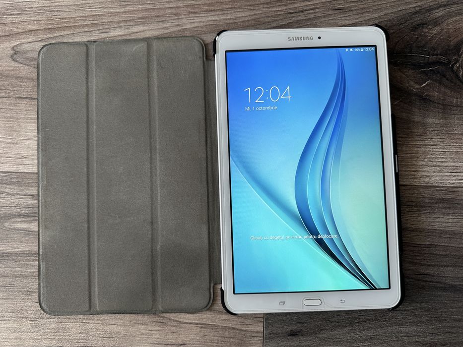 Tableta Samsung Galaxy model SM-T560