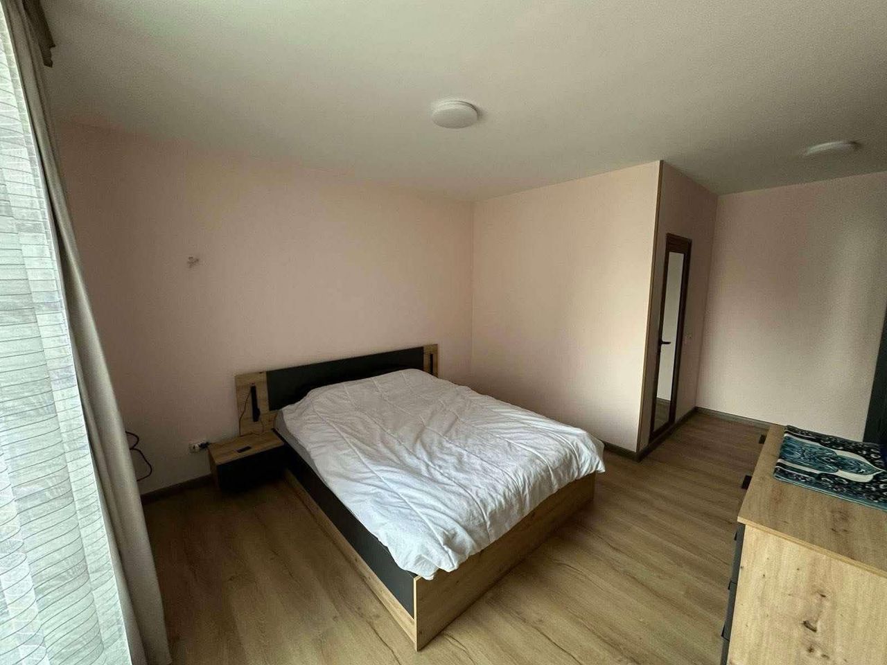 Дава се под наем Тристаен апартамент в София, Малинова долина - 98 кв.м за 900 € - Снимка #4