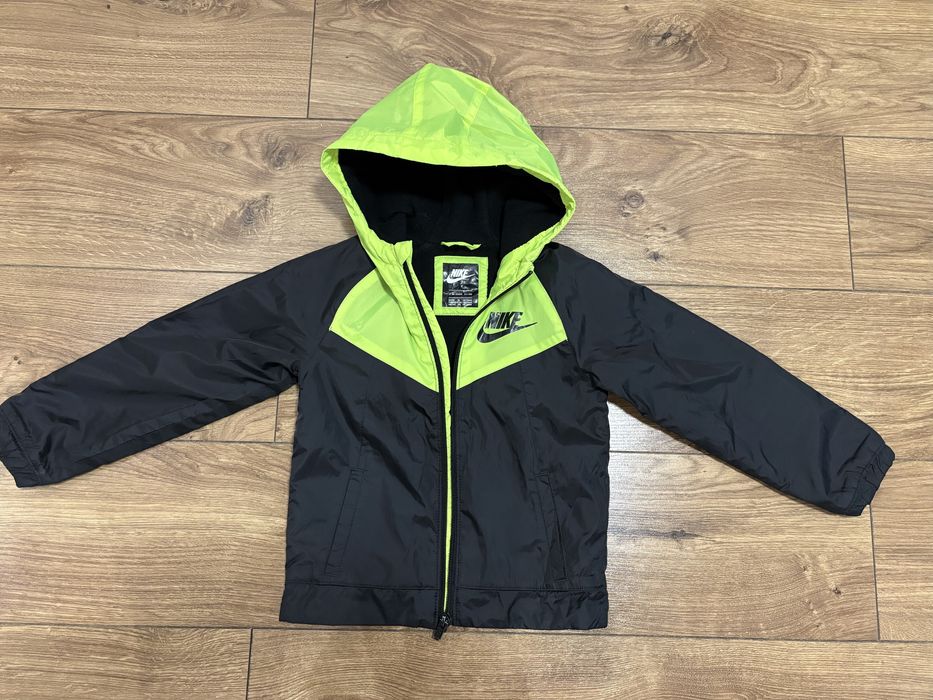Детско яке Nike, размер 98-104см