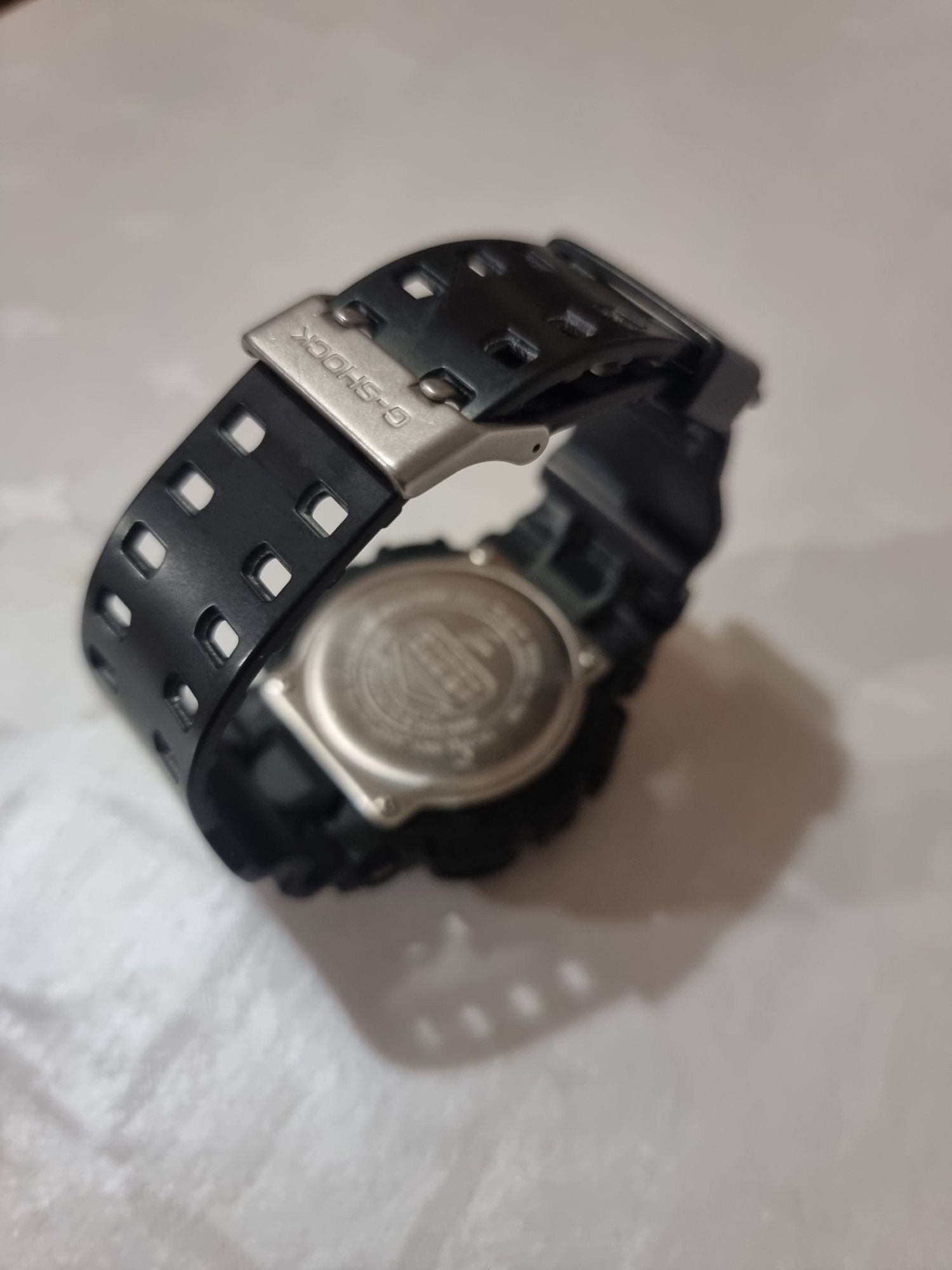 Часовник Casio G-SHOCK