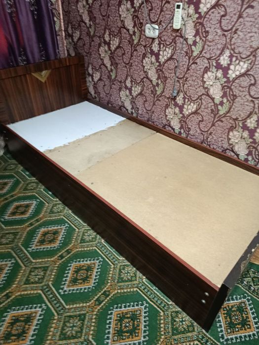 Очень срочно продаю кровать