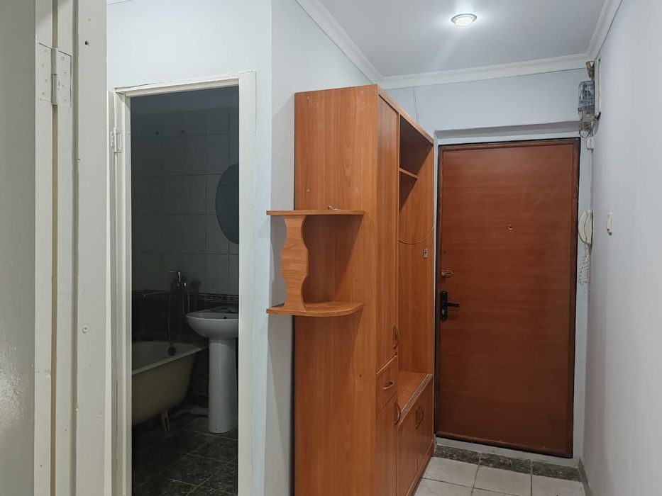 2-комн., 3 этаж, 7 мкр-он (НЕ угол)