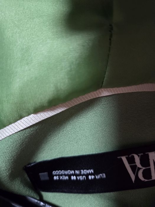 Вълнен блузон -  рокля на марката Stefanel,  сако Зара