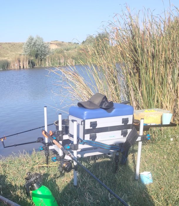 Scaun (modular) Pescuit + tava laterală+ feeder arm