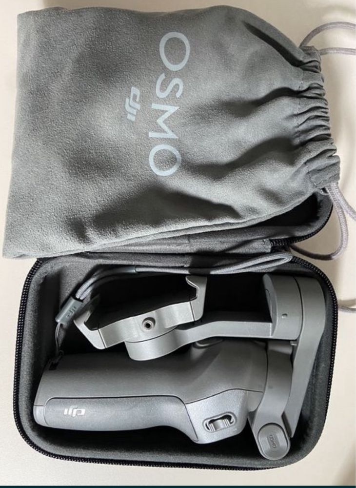 Dji Osmo Mobile 3 Combo + trepied Jobi