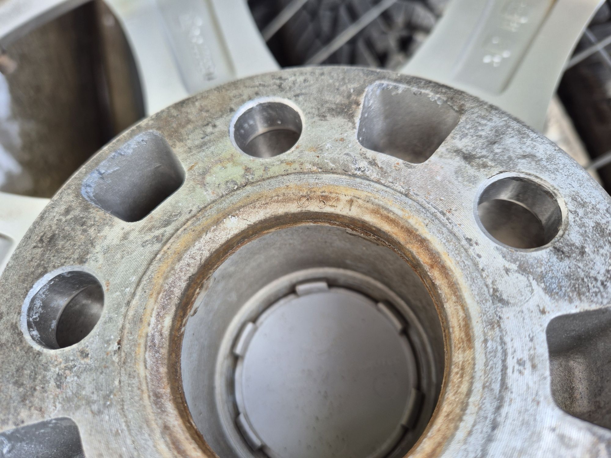 Джанти Autec 17 цола , 5х100 , 7j ,et40 , 225/45/17 Toyota  Vw Audi