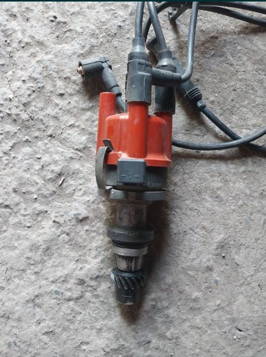 Продам Трамблёр на Пассат б-3 BOSCH