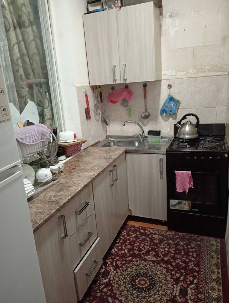 Юнусабад 11 2в3 комнаты 51 м2, 5 минут от метро Юнусабад. Срочно!