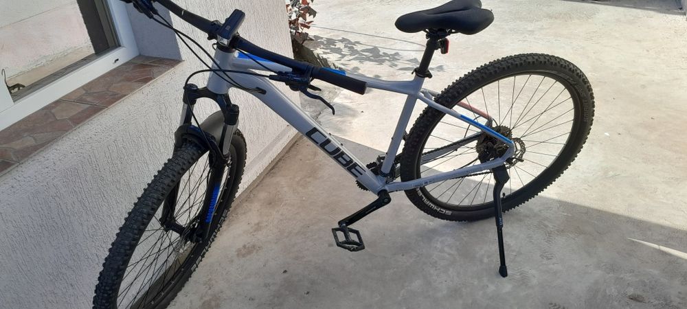 Vând și repar biciclete