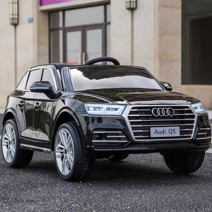 Акумулаторен джип Audi Q5 12V