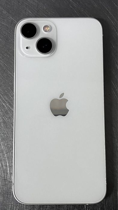 продам б/у айфон 13 на 128 гб