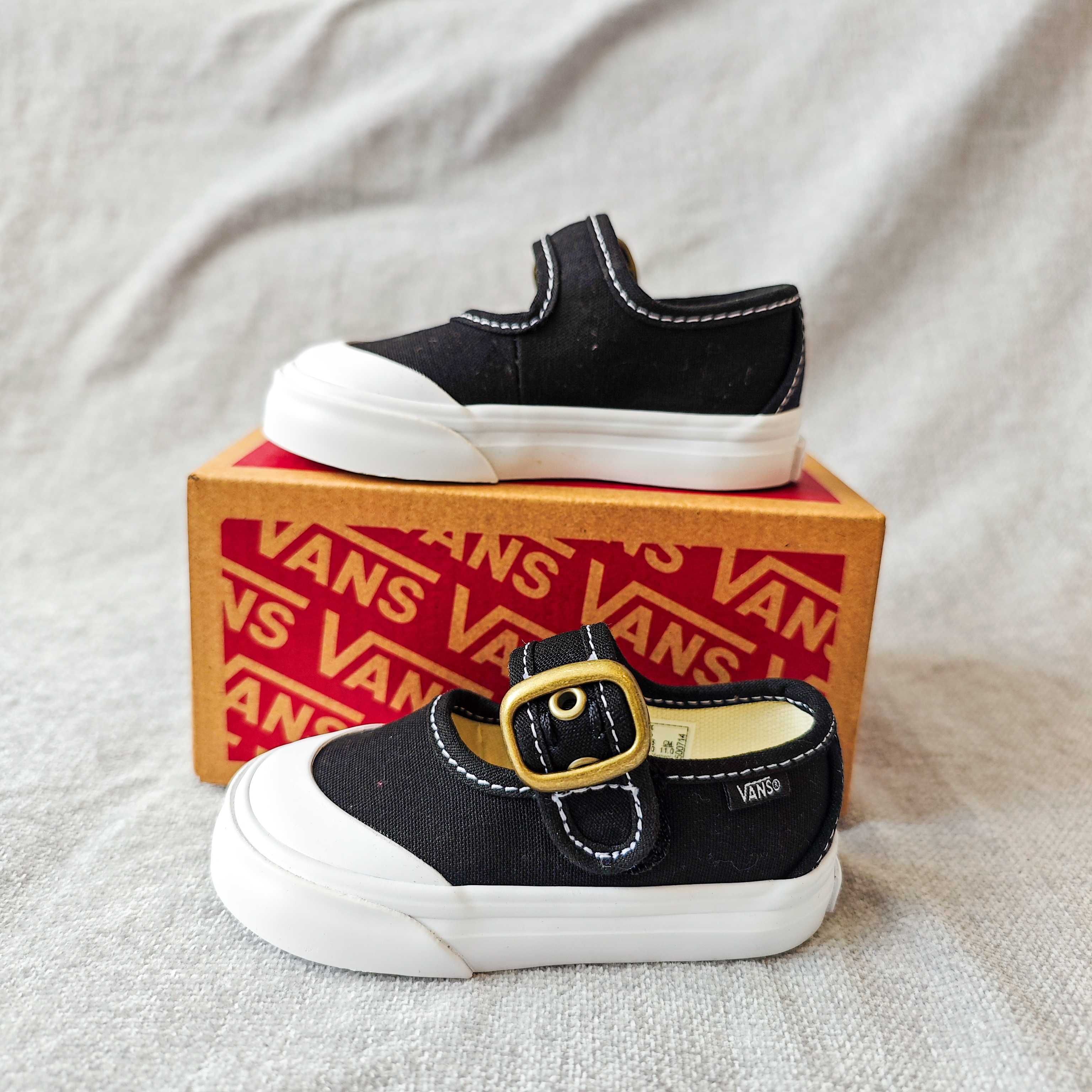 Vans бебешки обувки размер 20