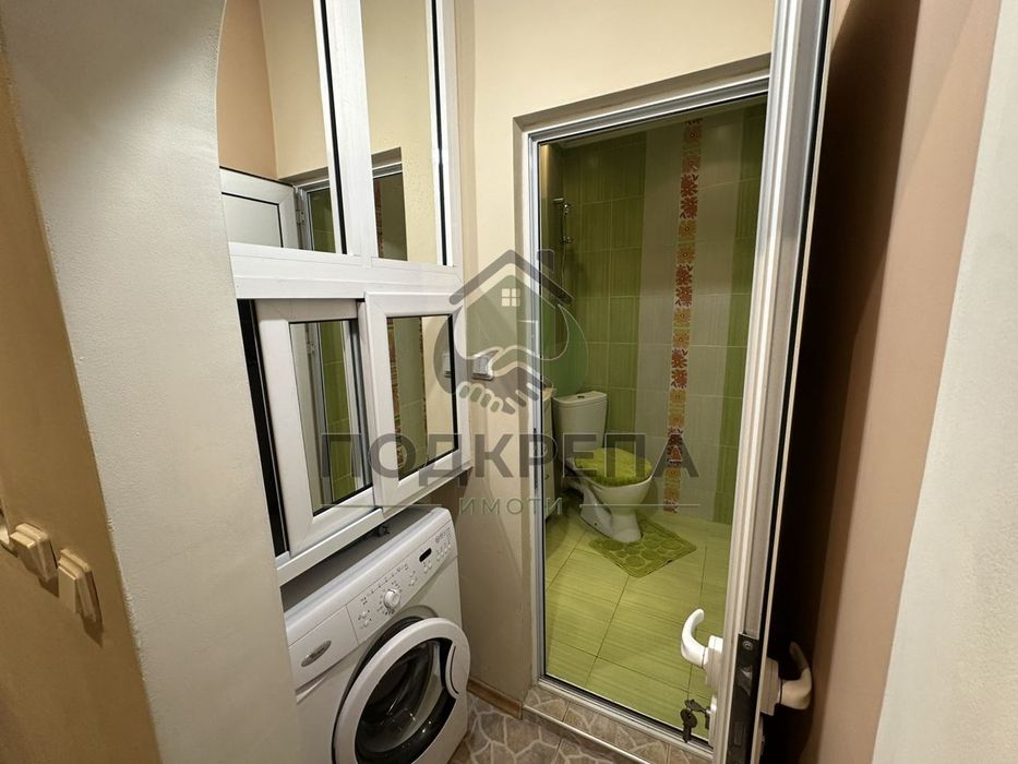 Дава се под наем Тристаен апартамент в Пловдив, Кършияка - 120 кв.м за 459 € - Снимка #10