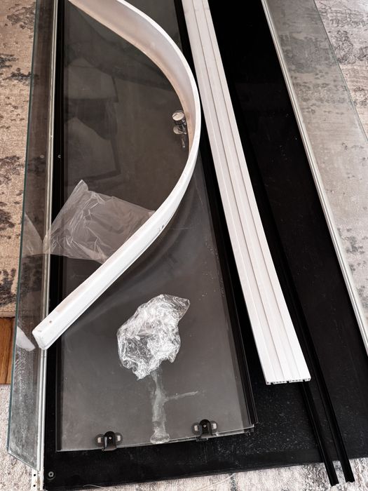 Б/у кабинка сотилади 200$