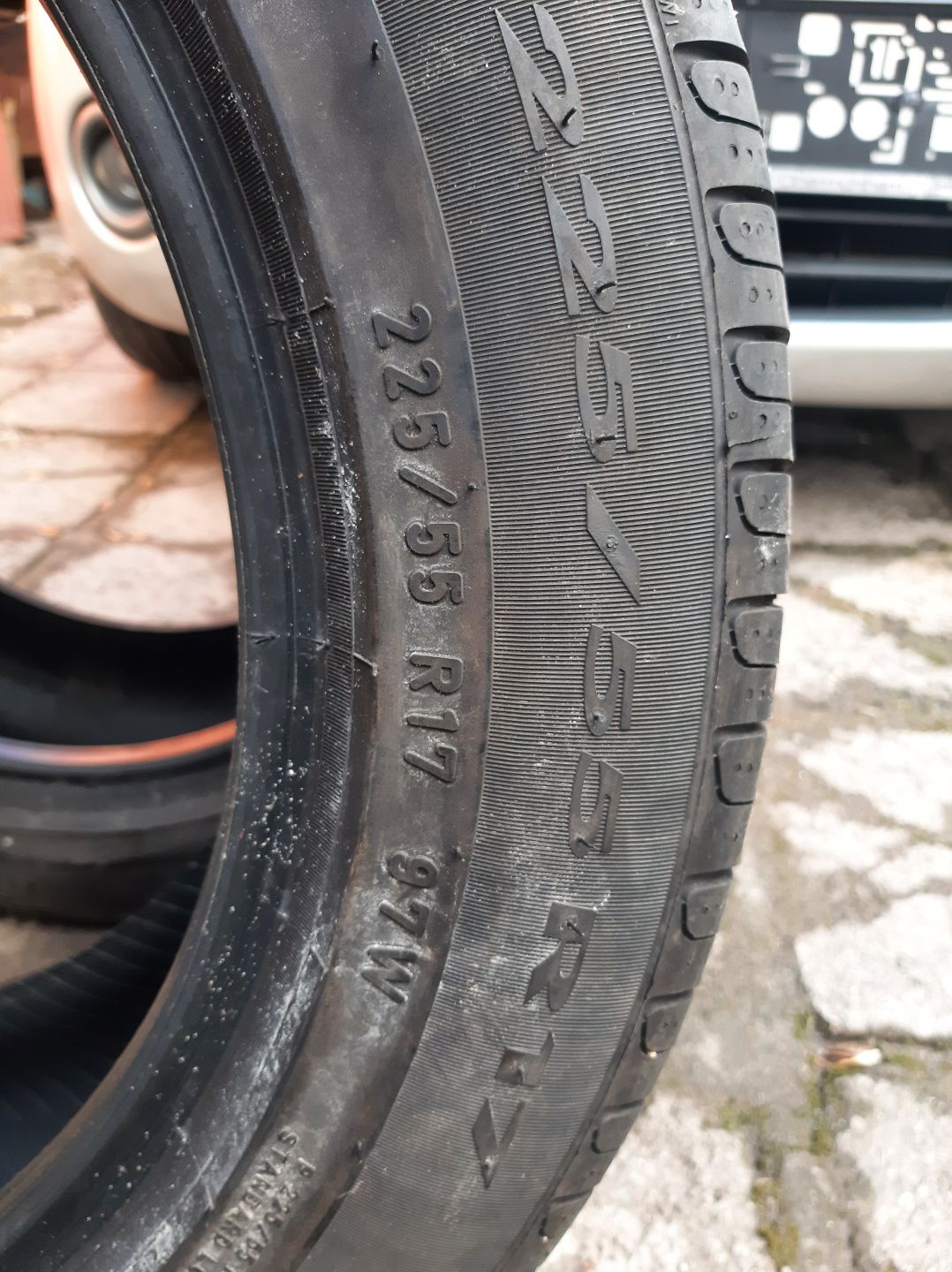 Летни Гуми PIRELLI 225/55 R17 2бр. ДОТ 4321