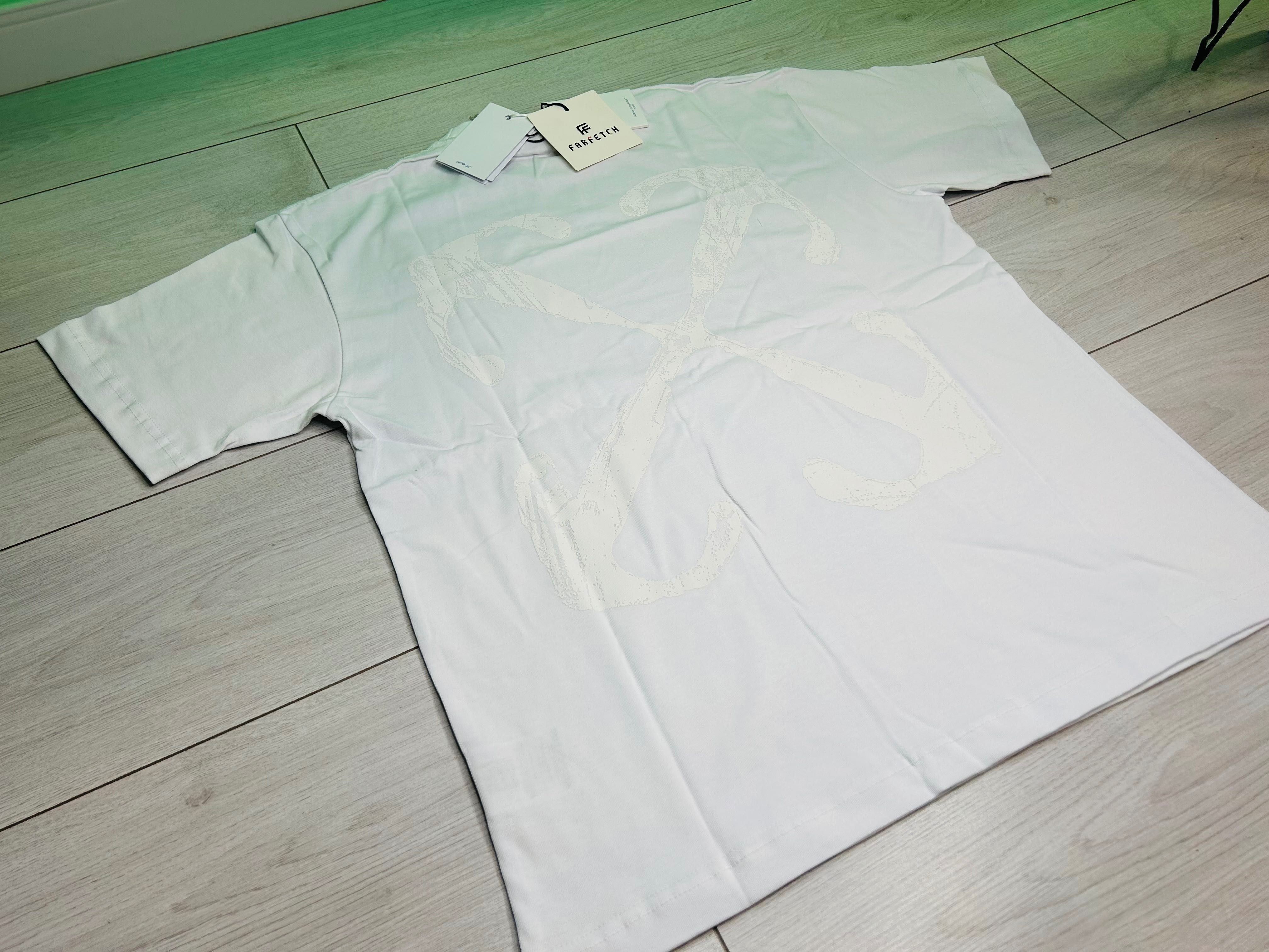 Tricou Off White new collection 2025