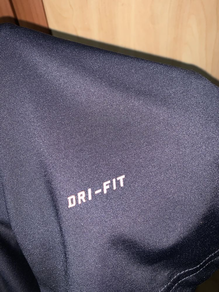 Nike DRI-FIT тениска