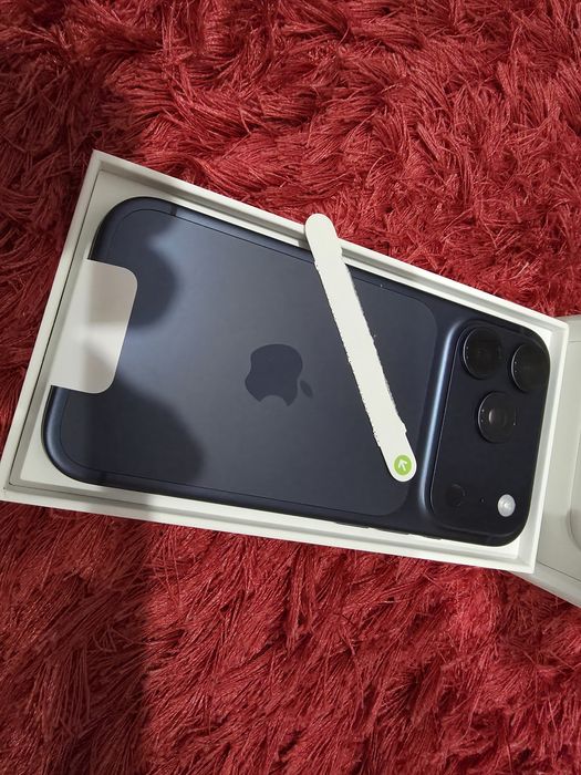 -Iphone 17Pro, Nou, 256Gb, 8Ram, 0 cicluri incarcare, neactivat, nefol