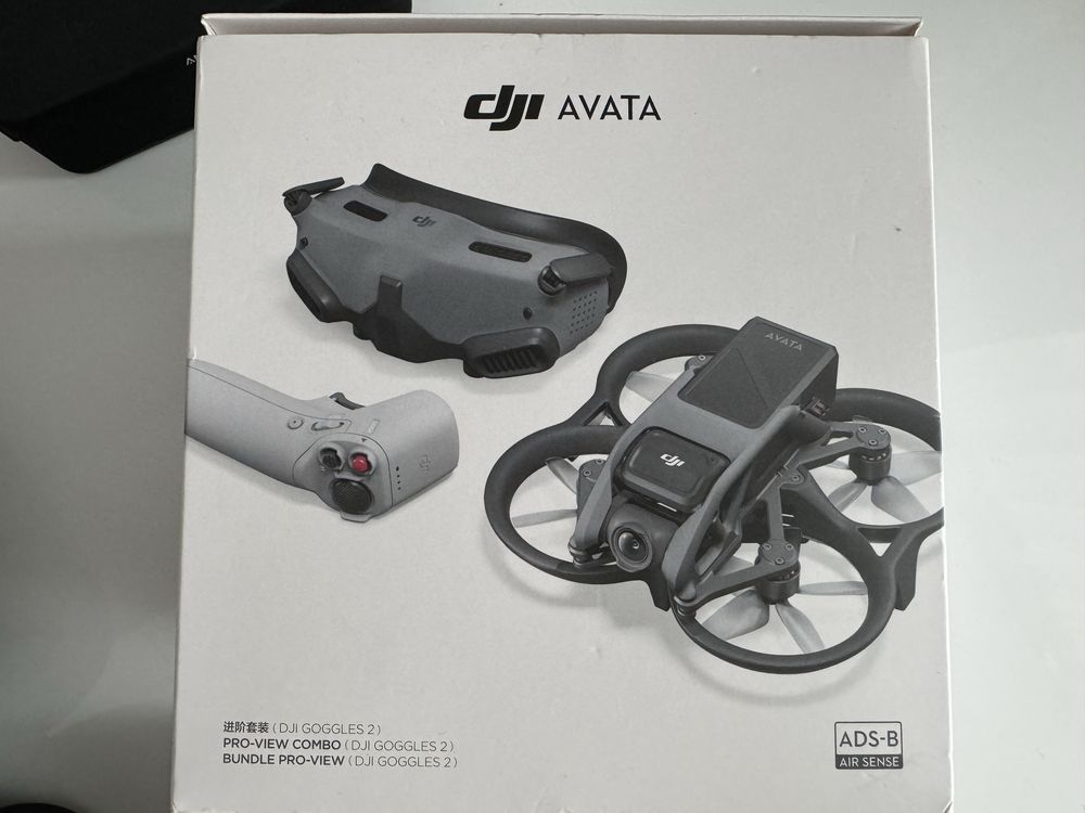 Drona DJI AVATA Pro View Combo si Controller 2