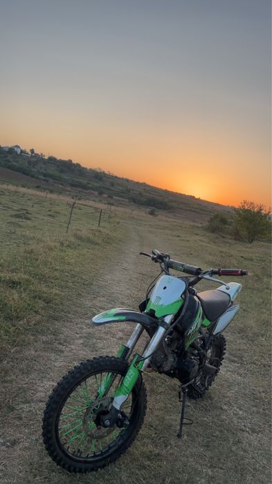 Vand cross kxd 125