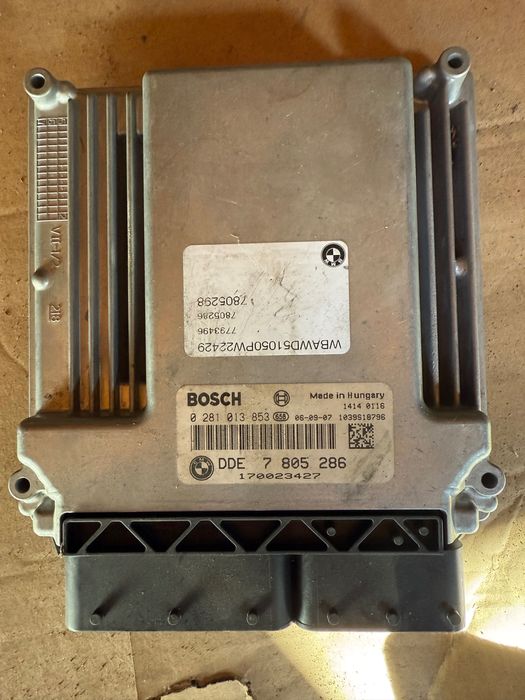 Продавам компютър от бмв е90 330 д 231 кс